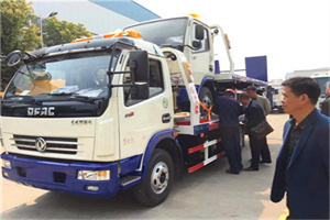福清汽车道路救援拖车价格